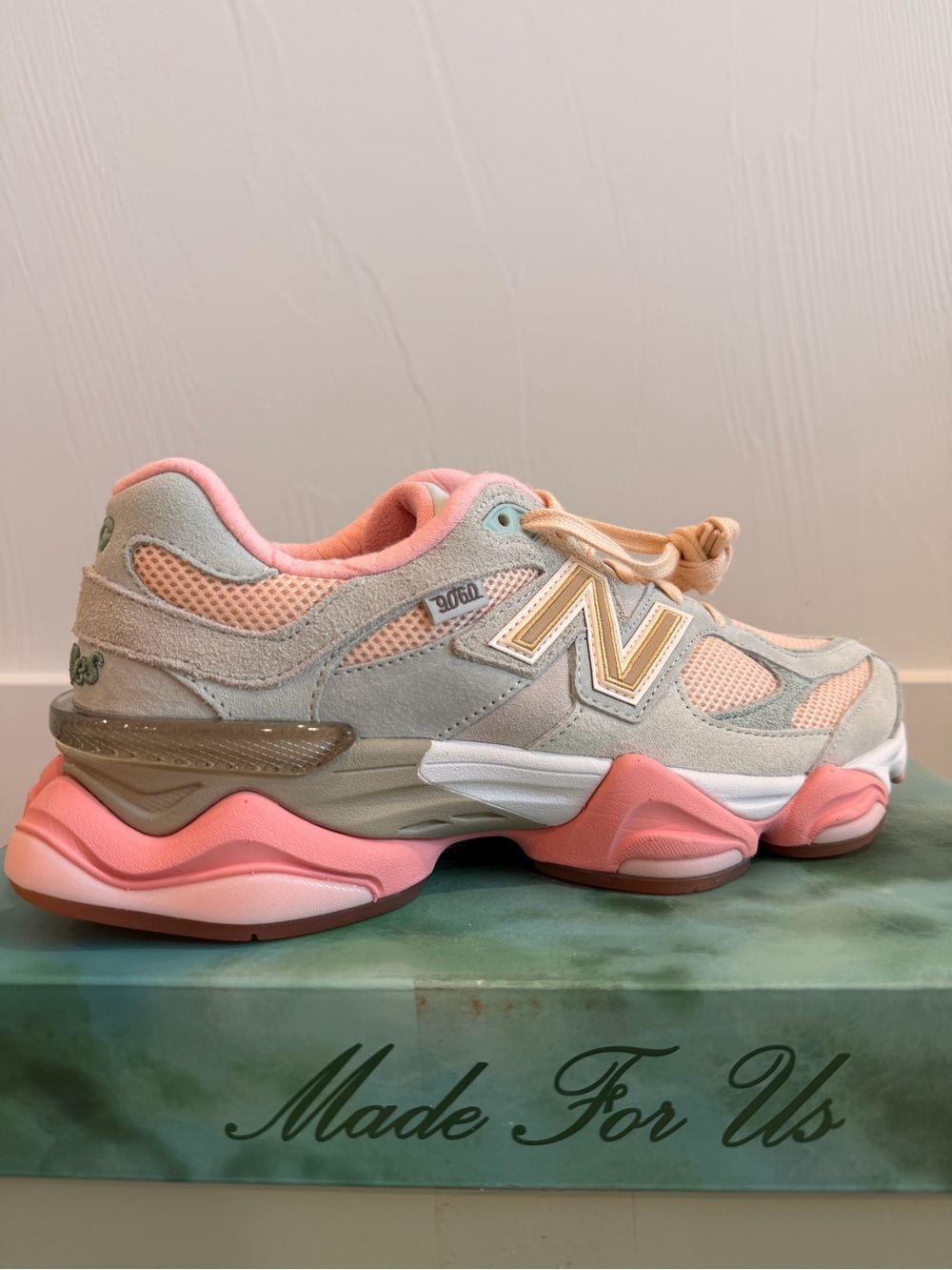 New Balance 9060 Joe Freshgoods Inside Voices Baby Shower Blue Sz 9D Mens - Picture 4 of 14